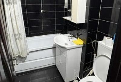 Apartament cu 3 camere decomandat în Petros - 3