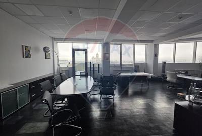 Birou, de 8,706 mp, în 13 Septembrie - 2