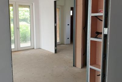 Casă cu 3 camere cu Teren 413 Mp în Cetate - 2
