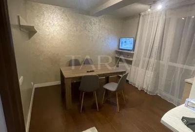 Apartament cu 3 camere decomandat, mobilat în Iris