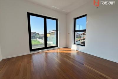 Duplex cu 5 camere cu Canalizare în Săcălaz - 8