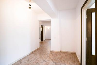 Apartament cu 2 camere decomandat în Unirii
