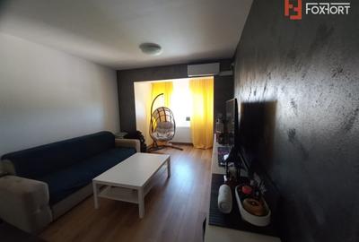 Apartament cu 3 camere semidecomandat, mobilat în UMT