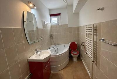 Apartament cu 2 camere decomandat în Doicești - 9