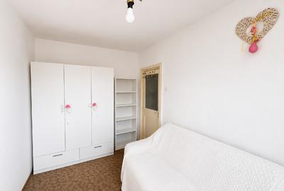 Apartament cu 3 camere semidecomandat, mobilat în Podu Roș - 4