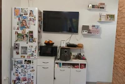 Apartament cu 2 camere semidecomandat în Mărgeanului