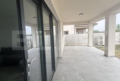 Casă cu 4 camere cu Teren 1038 Mp în Dumbrăvița