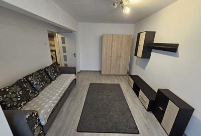 Apartament cu 2 camere decomandat în Vitrometan