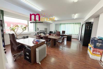 Apartament cu 3 camere decomandat în Babadag