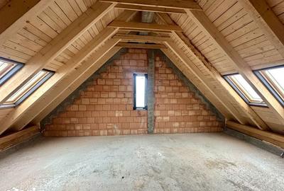 Casă cu 6 camere cu Teren 523 Mp în Ciurila - 3
