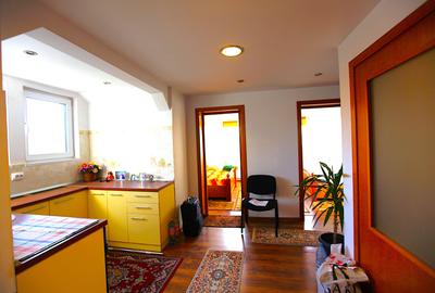 Casa spatioasa in Brasov, ideala sediu de firma sau pentru o familie numeroasa - 6