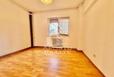 Apartament cu 3 camere decomandat în Micălaca - 3