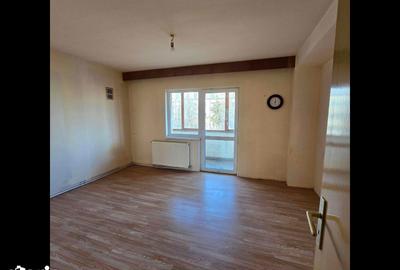 Apartament cu 3 camere în Decebal - 6
