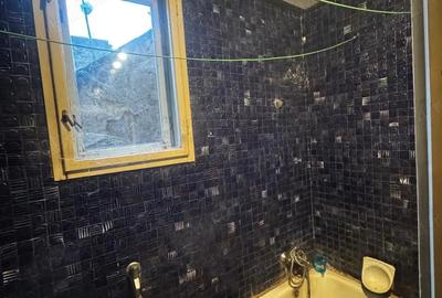 Apartament cu 4 camere decomandat în Central - 2