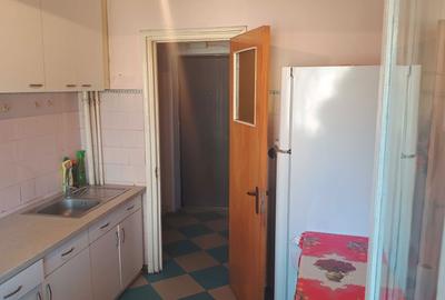 Apartament cu 4 camere semidecomandat în Central - 6