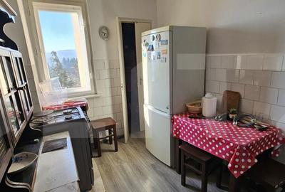 Apartament cu 4 camere semidecomandat în Simeria - 5