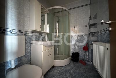 Apartament cu 2 camere decomandat în Ștrand - 8