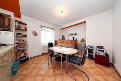 Vanzare Casa zona Tractorul, teren aferent 700 mp - 36