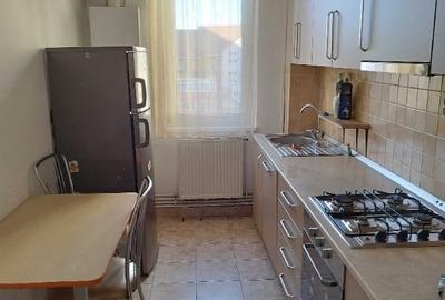 Apartament cu 2 camere decomandat în Zorilor