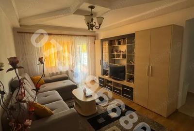 Apartament cu 3 camere semidecomandat în Girocului - 3