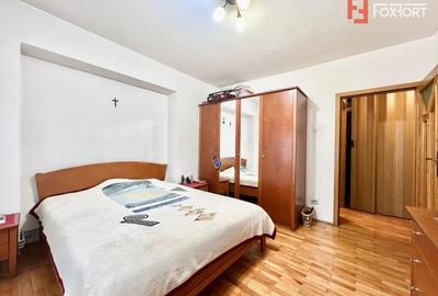 Apartament cu 3 camere, etaj 5 de vanzare, zona Lunei Apartament cu 3 camere, etaj 5 de vanzare, zona Lunei - 14