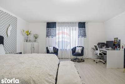 Casă cu 3 camere cu Teren 1439 Mp în Secusigiu - 10