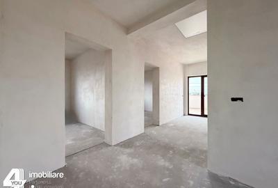 Casă cu 4 camere cu Teren 500 Mp în Central - 2