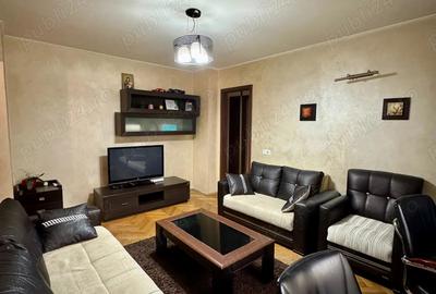 Apartament cu 3 camere de inchiriat Refugiu lini?tit in inima Bucure?tiului, Pia?a Romana - 1