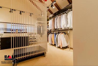 Casă cu 12 camere în Girocului