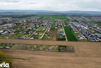 Teren de 500 mp, în Miroslava