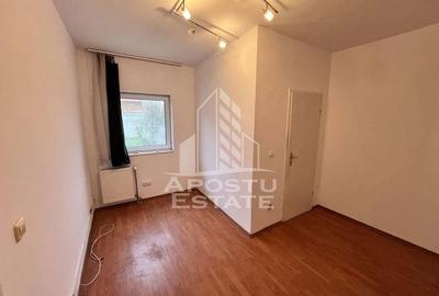 Casă cu 7 camere cu Canalizare în Elisabetin - 12