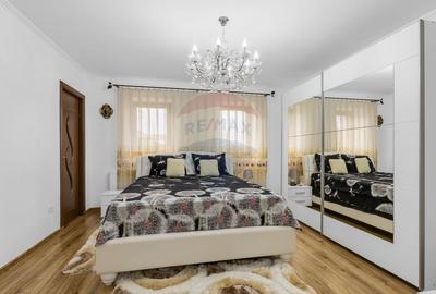 Casa noua pe colt si teren 1079 mp de vanzare in Macea,Arad 0%Comision - 14