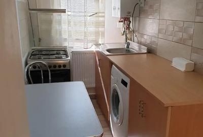 Inchiriez apartament cu 2 camere