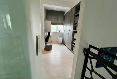 Apartament cu 4 camere semidecomandat, mobilat în Sopor - 12