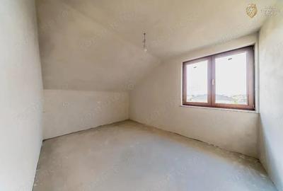 Vila moderna noua de vanzare in Sanleani - 11