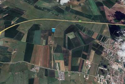 Teren de 443 mp, în Central - 3