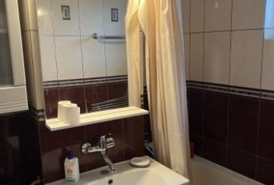 Vând apartament 3 camere decomandate