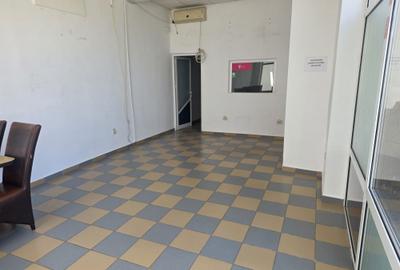 Spațiu comercial, de 42 mp, în Central - 1