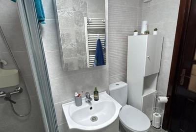 Garsonieră decomandată în Central - 4