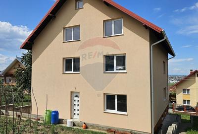 Casa / Vila cu 12 camere-Sfantu Ilie Vechi, Suceava - 13