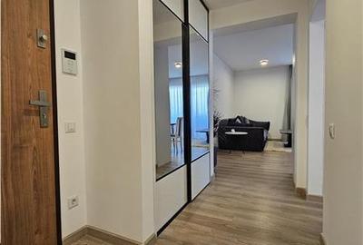 Apartament cu 3 camere decomandat, mobilat în Tractorul - 8