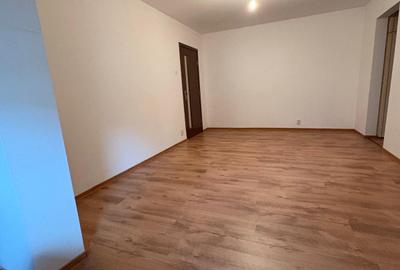 Vand apartament 2 camere Micalaca -zona Orizont - 2