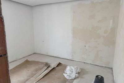 Apartament cu 3 camere semidecomandat în Florești - 6