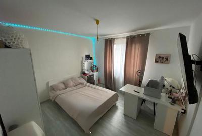 Apartament cu 3 camere decomandat în Fundeni - 2