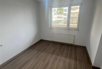 Spațiu comercial, 85 mp în Astra