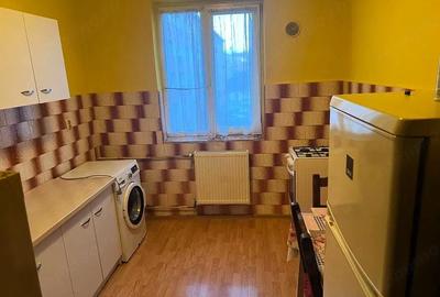 Garsonieră decomandată în UMT - 5