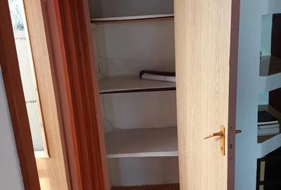 Apartament 2 camere decomandat Botosani ultra central - 1