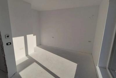 Casă individuală cu 7 camere cu Canalizare în Tunari - 9