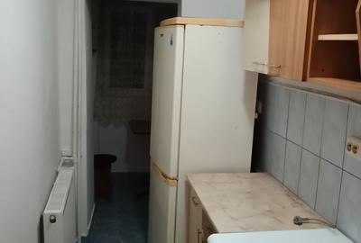 Garsonieră decomandată în Central - 6