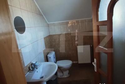 Casă cu 3 camere cu Teren 1681 Mp în Central - 8